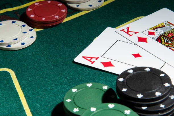 SA Gaming live dealer at blackjack table on erek2 06 mobile app
